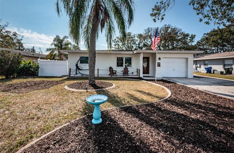 A home in LARGO