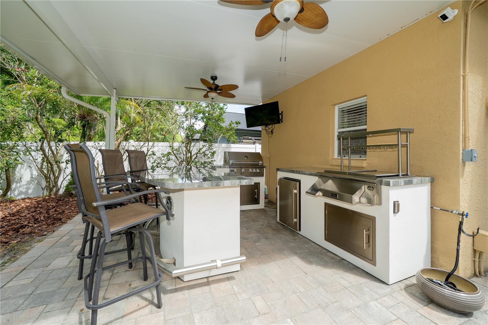 8376 GOLDEN PRAIRIE DRIVE