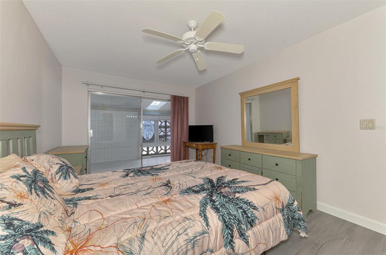 SEA VILLAS - Residential