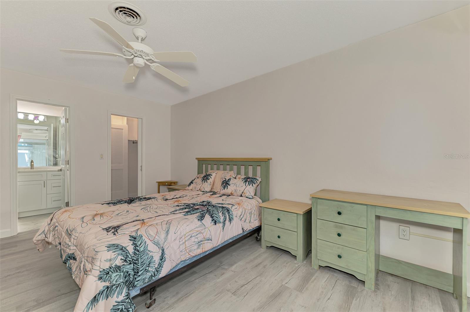 SEA VILLAS - Residential