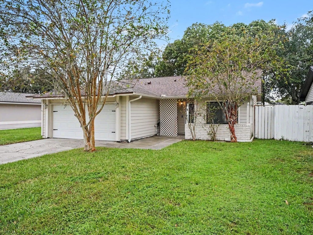 Photo of 2920 Curry Woods Drive, Orlando, FL 32822 (MLS # O6454072)