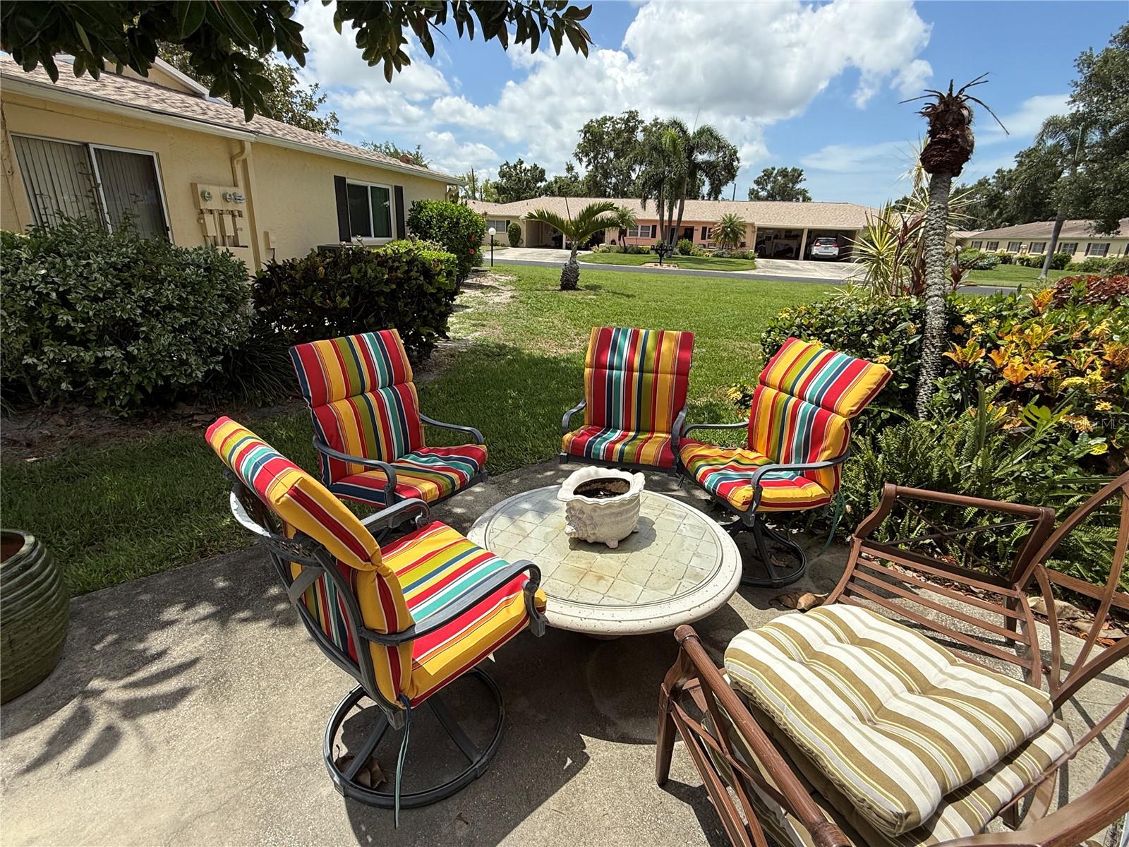 DESOTO SQUARE VILLAS PH I - Residential