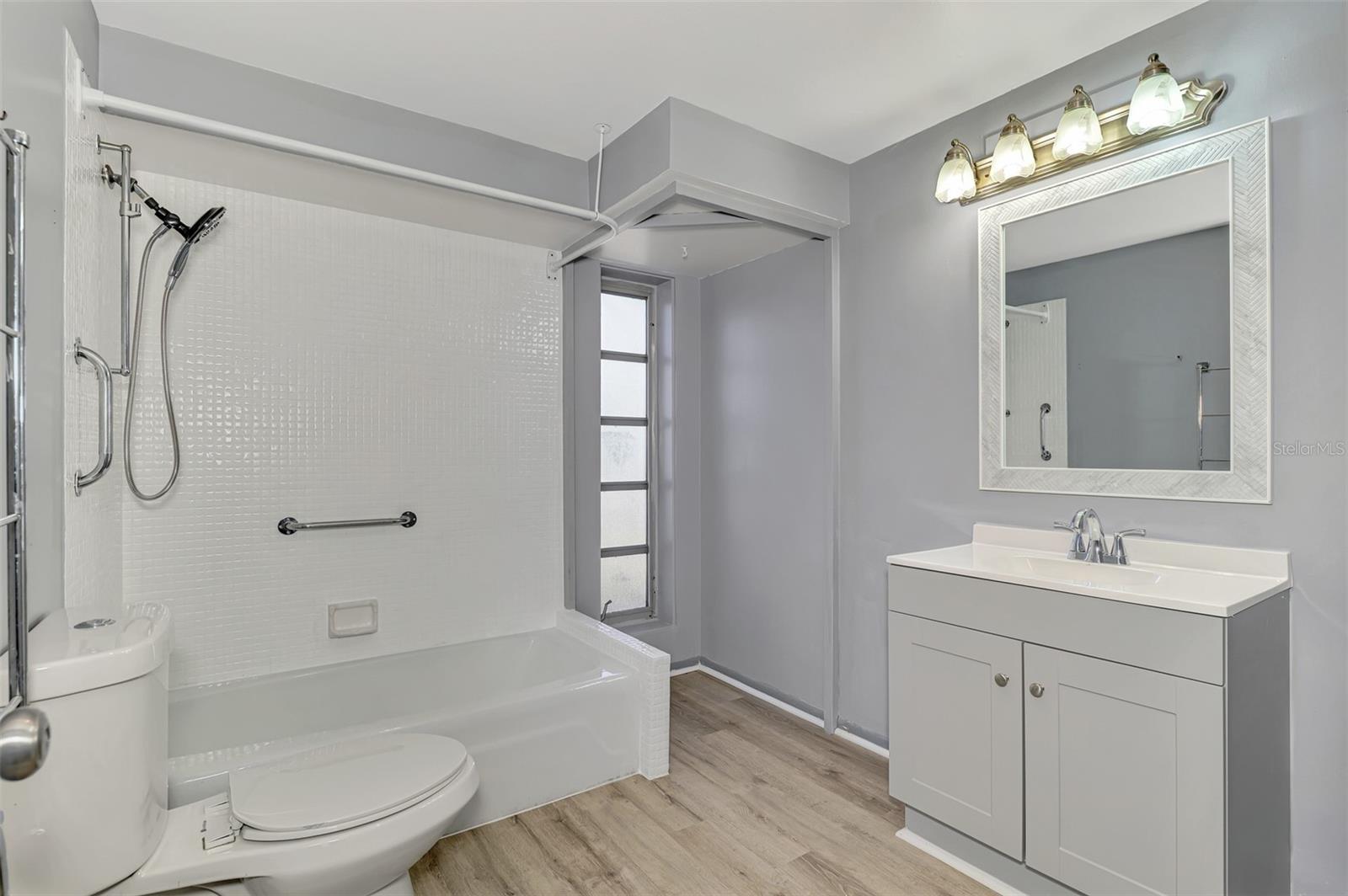 GULF GATE - Residential