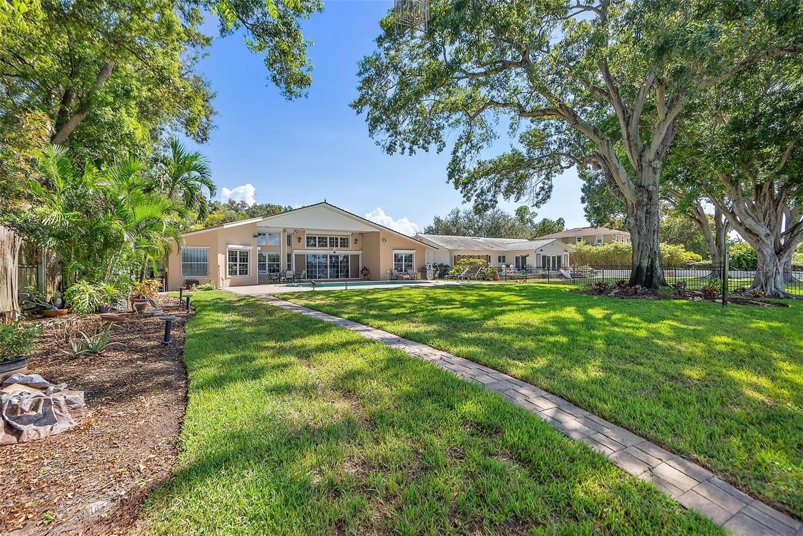 SNELL ISLE SHORES - Residential