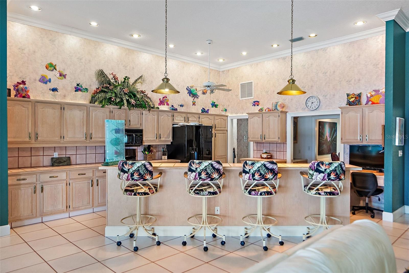 SNELL ISLE SHORES - Residential