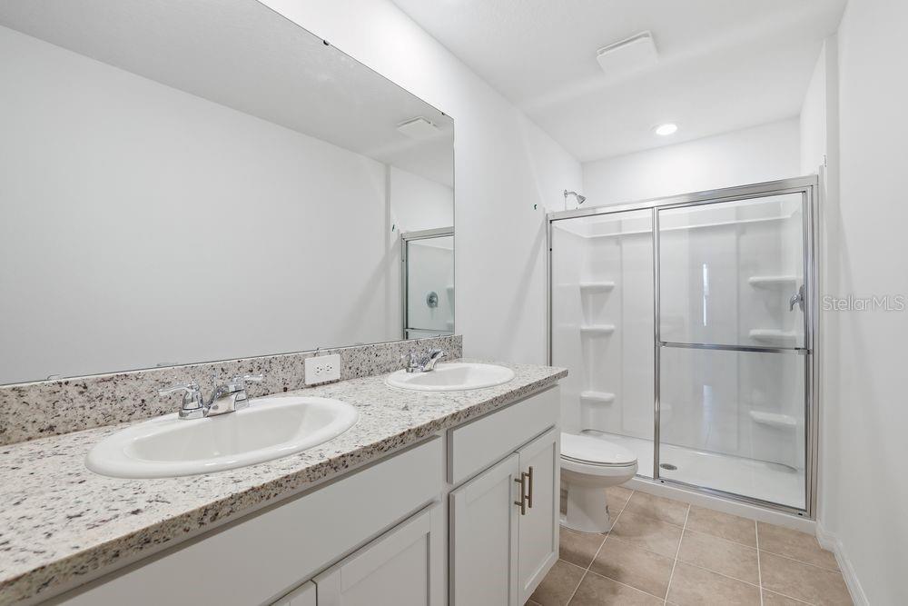 THE TOWNS AT FIRETHORN - Residential