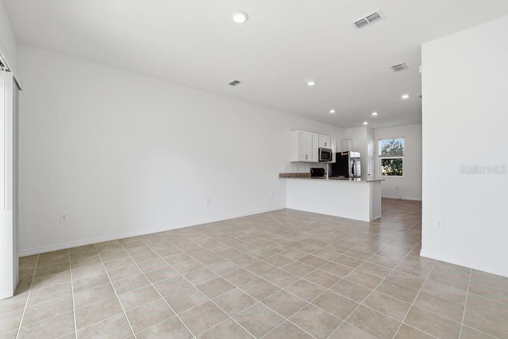 THE TOWNS AT FIRETHORN - Residential