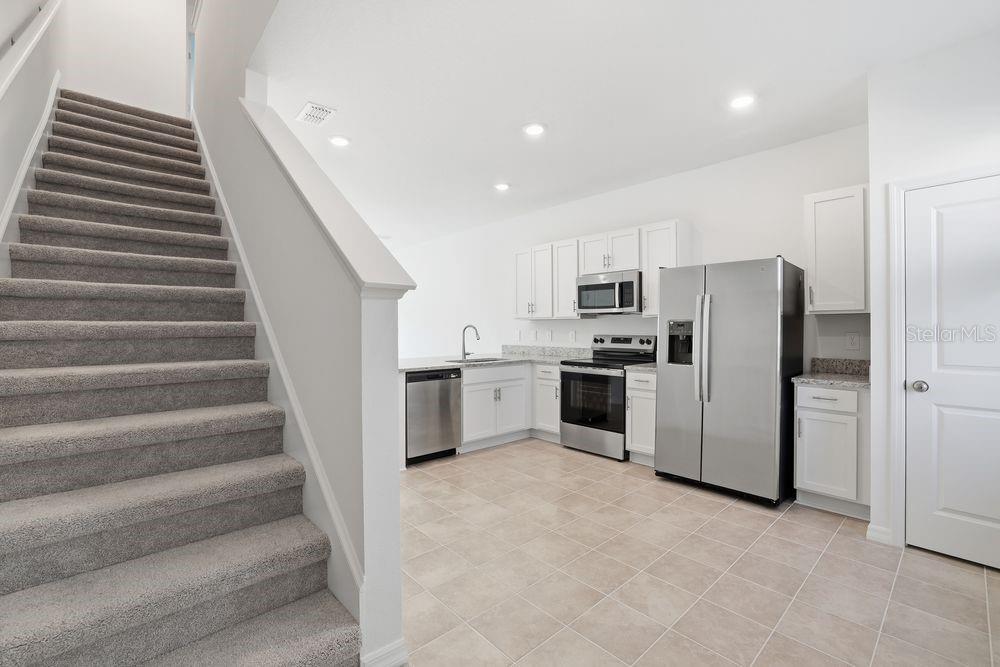 THE TOWNS AT FIRETHORN - Residential