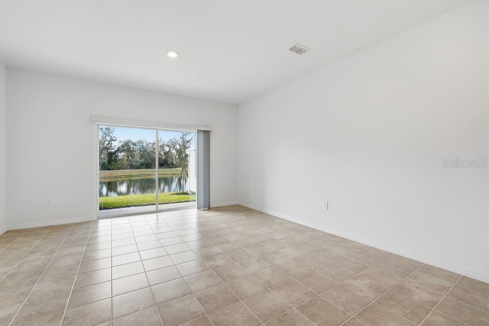 THE TOWNS AT FIRETHORN - Residential