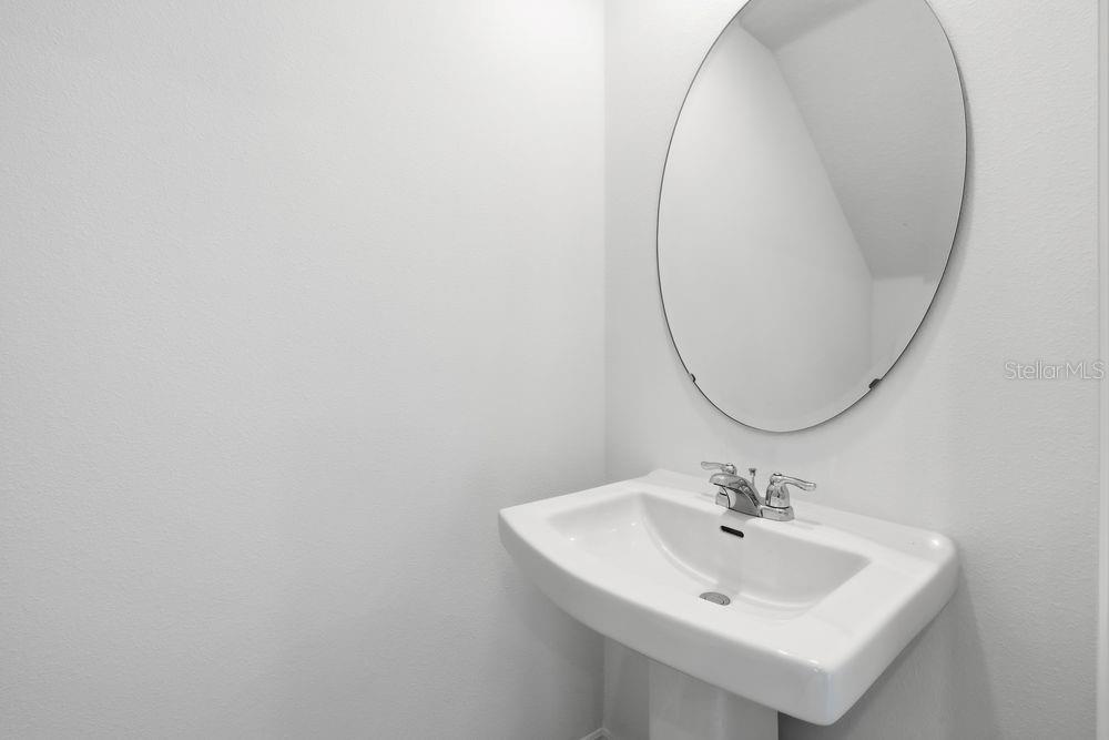 THE TOWNS AT FIRETHORN - Residential