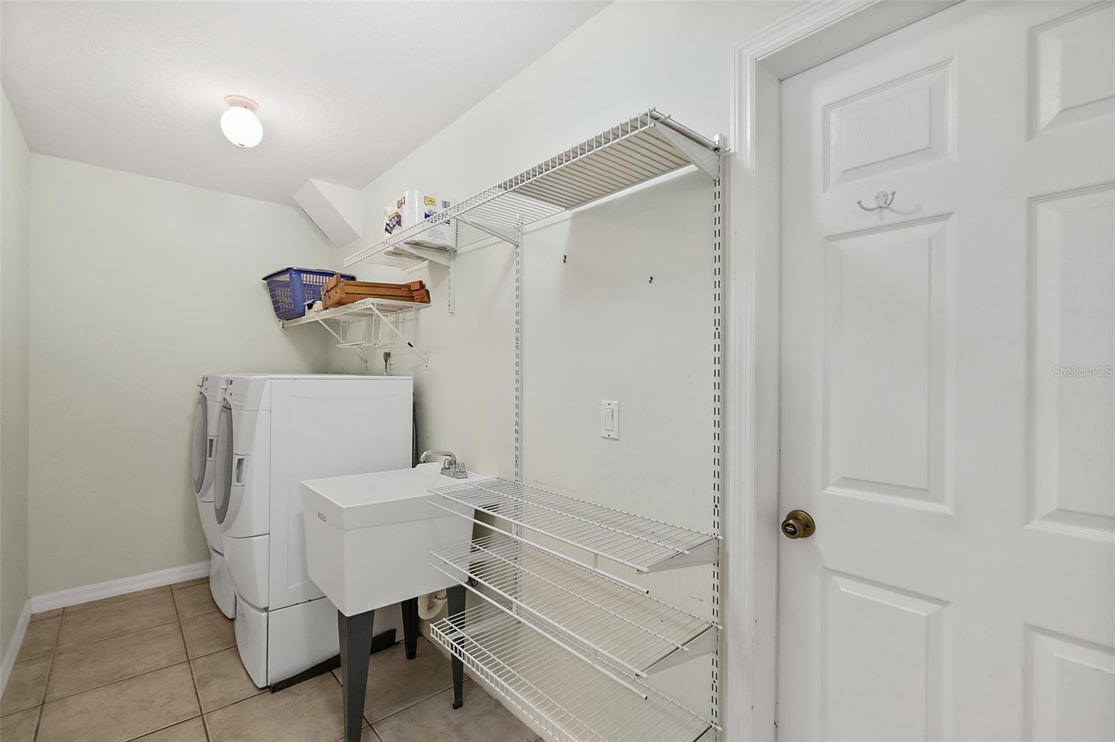 PALM HARBOR - Residential Lease