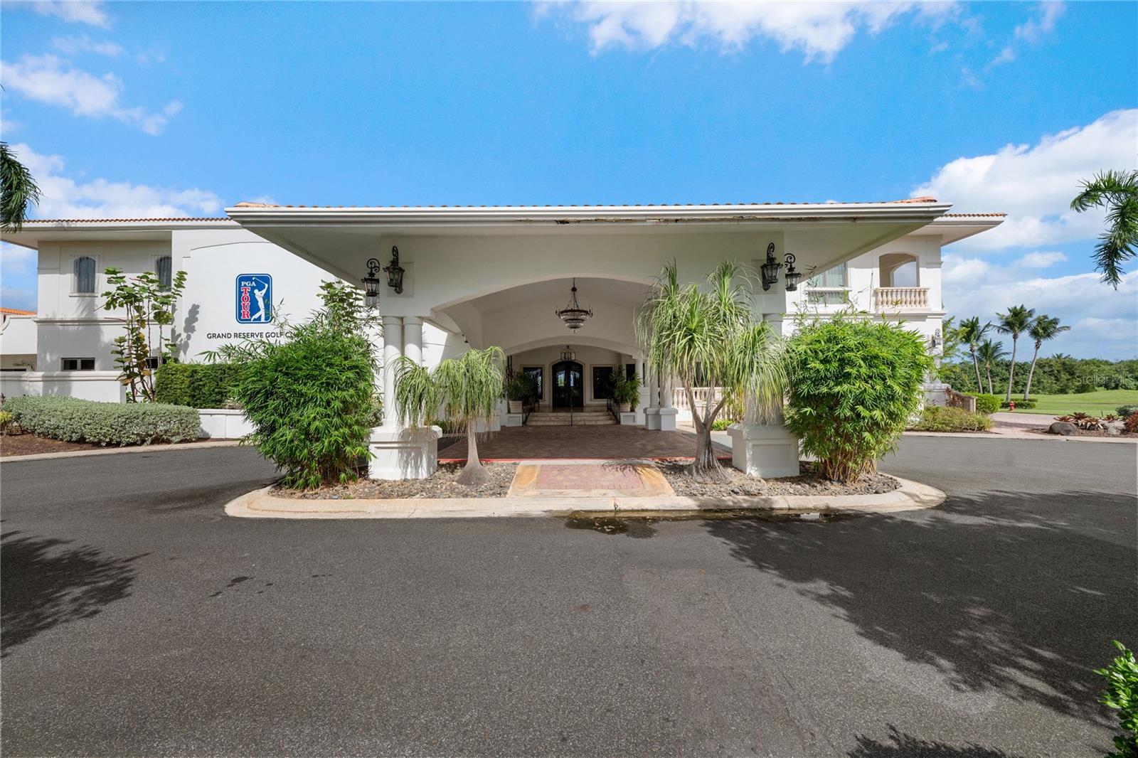 GRAND RESERVE PUERTO RICO RESIDENCES - Residential