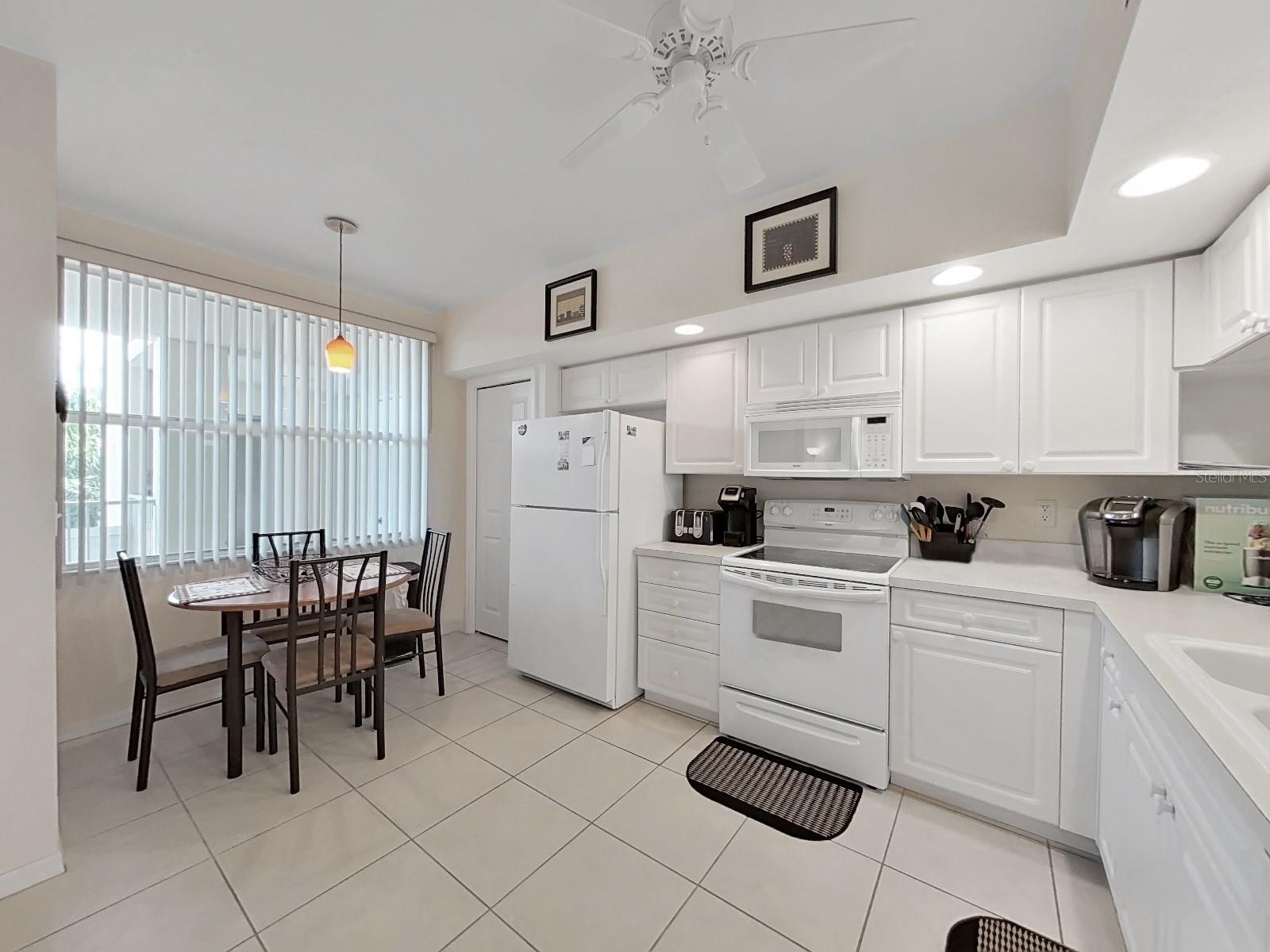 COUNTRY CLUB CONDO AT EAST BAY - Residential Lease