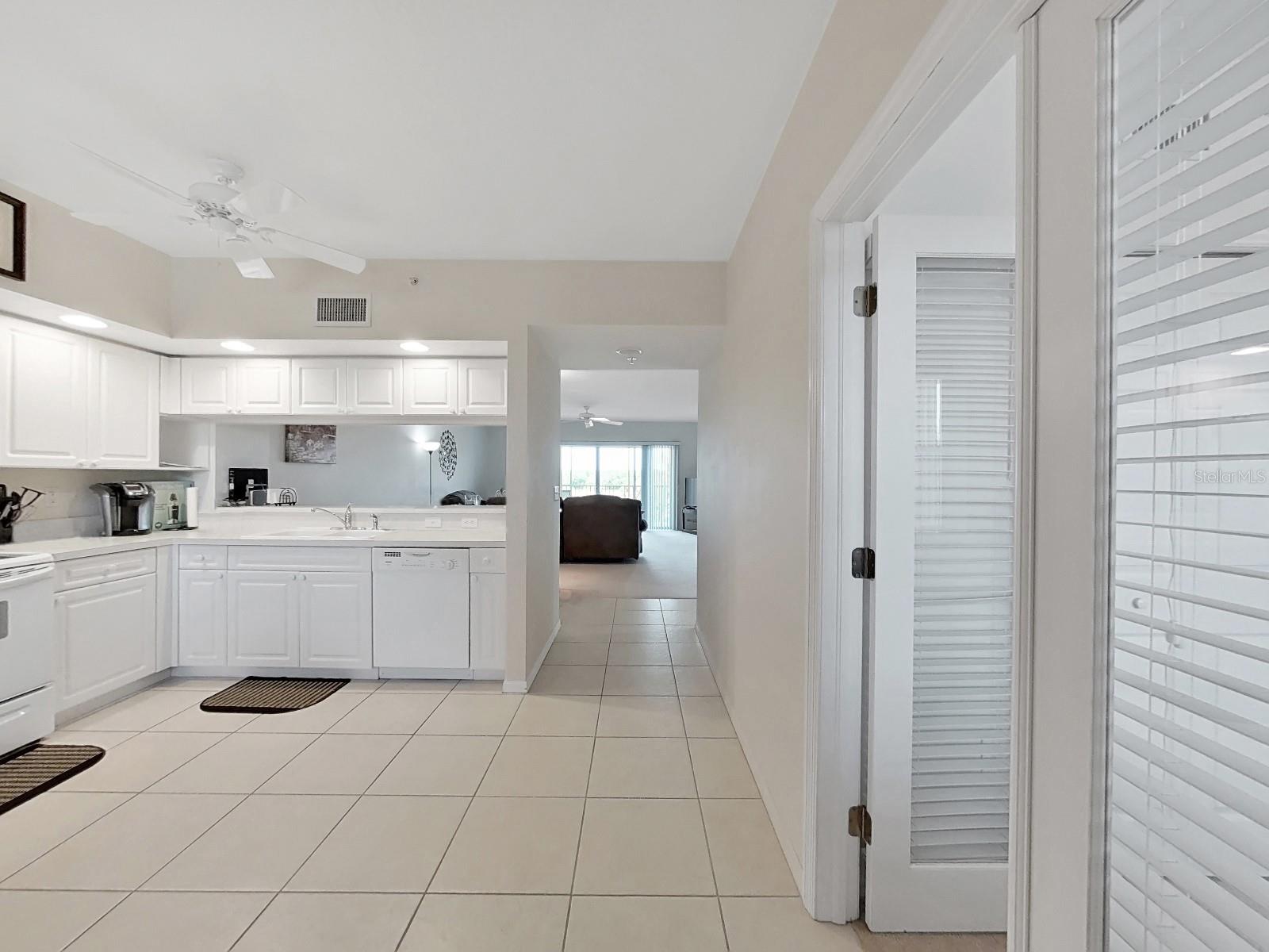 COUNTRY CLUB CONDO AT EAST BAY - Residential Lease