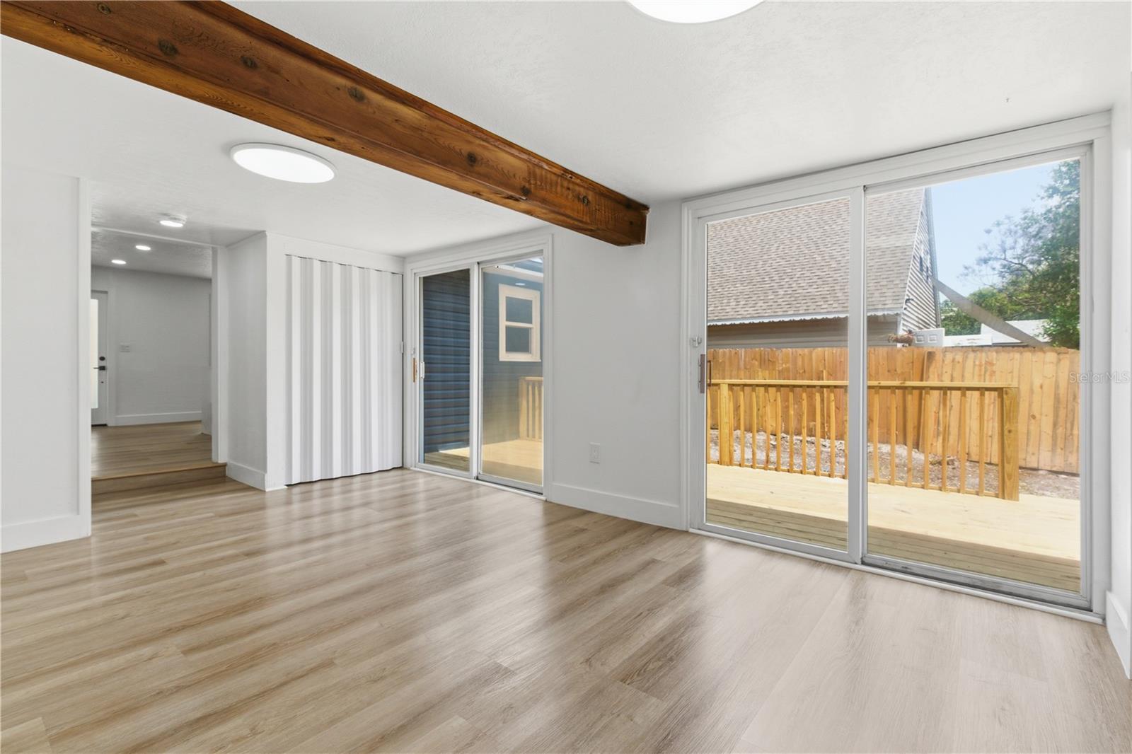 SUNSET POINT 1ST ADD - Residential