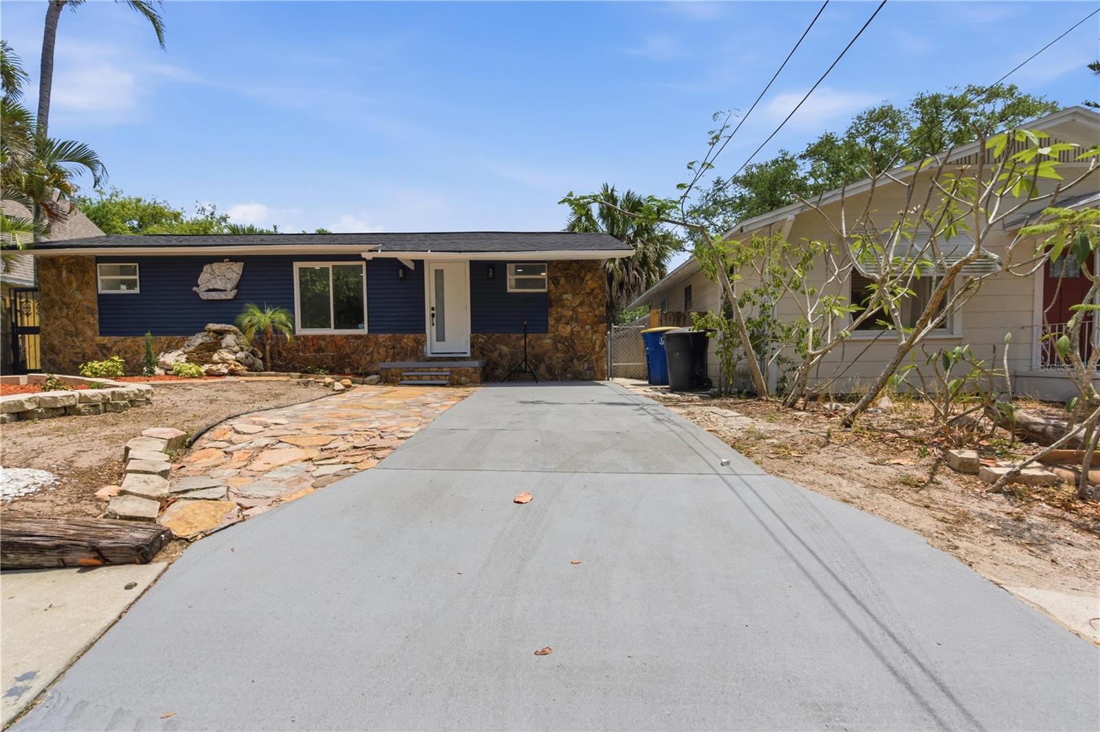 SUNSET POINT 1ST ADD - Residential