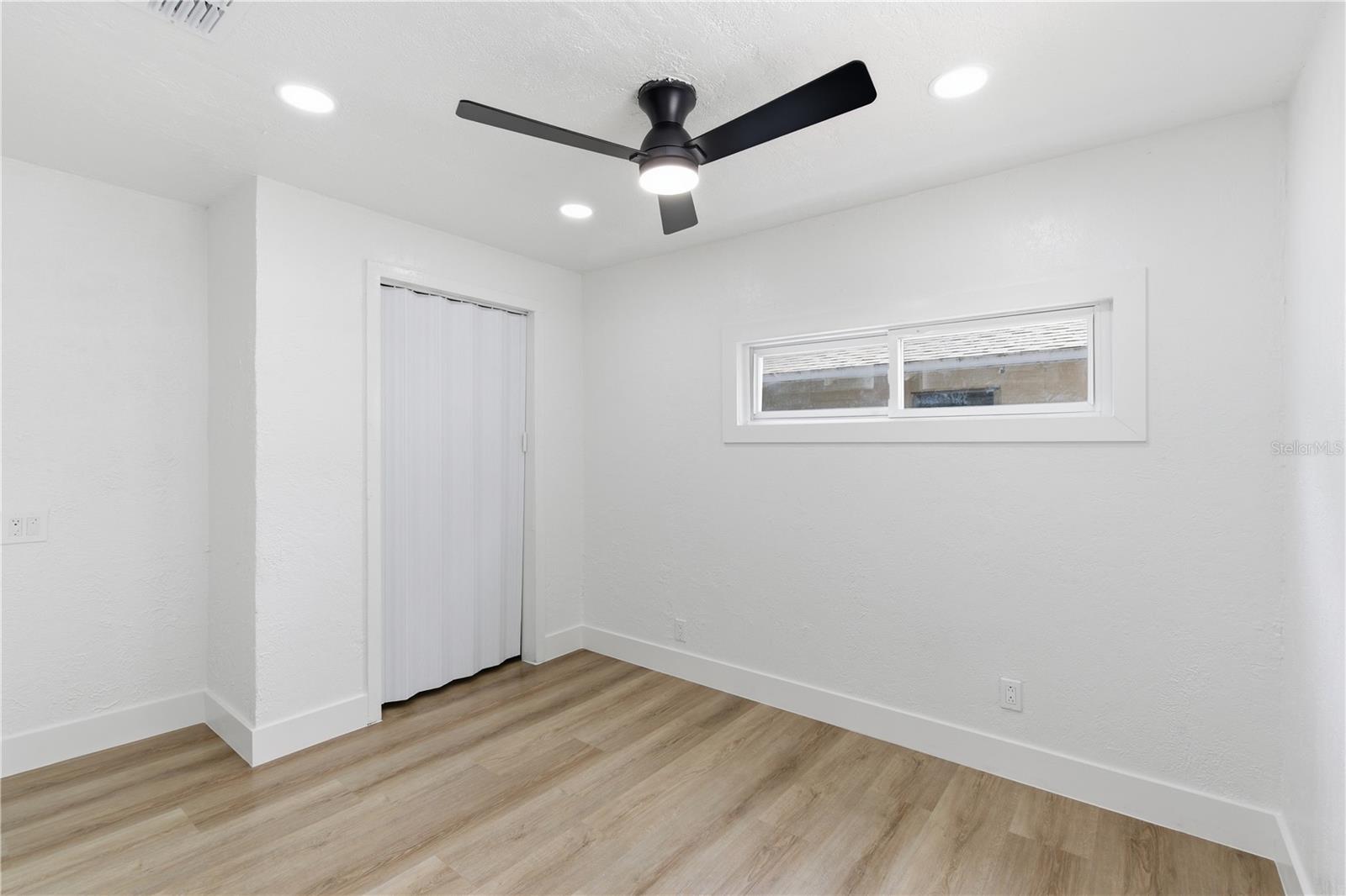 SUNSET POINT 1ST ADD - Residential