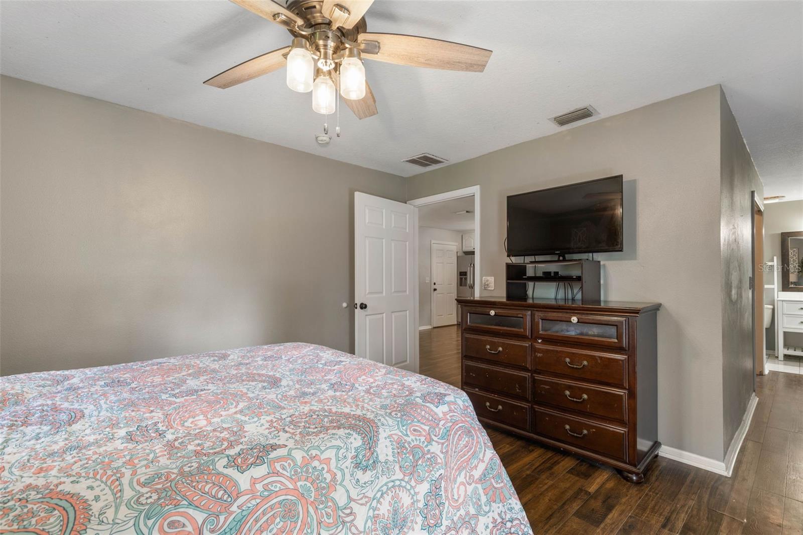 DAYTONA NORTH - Residential