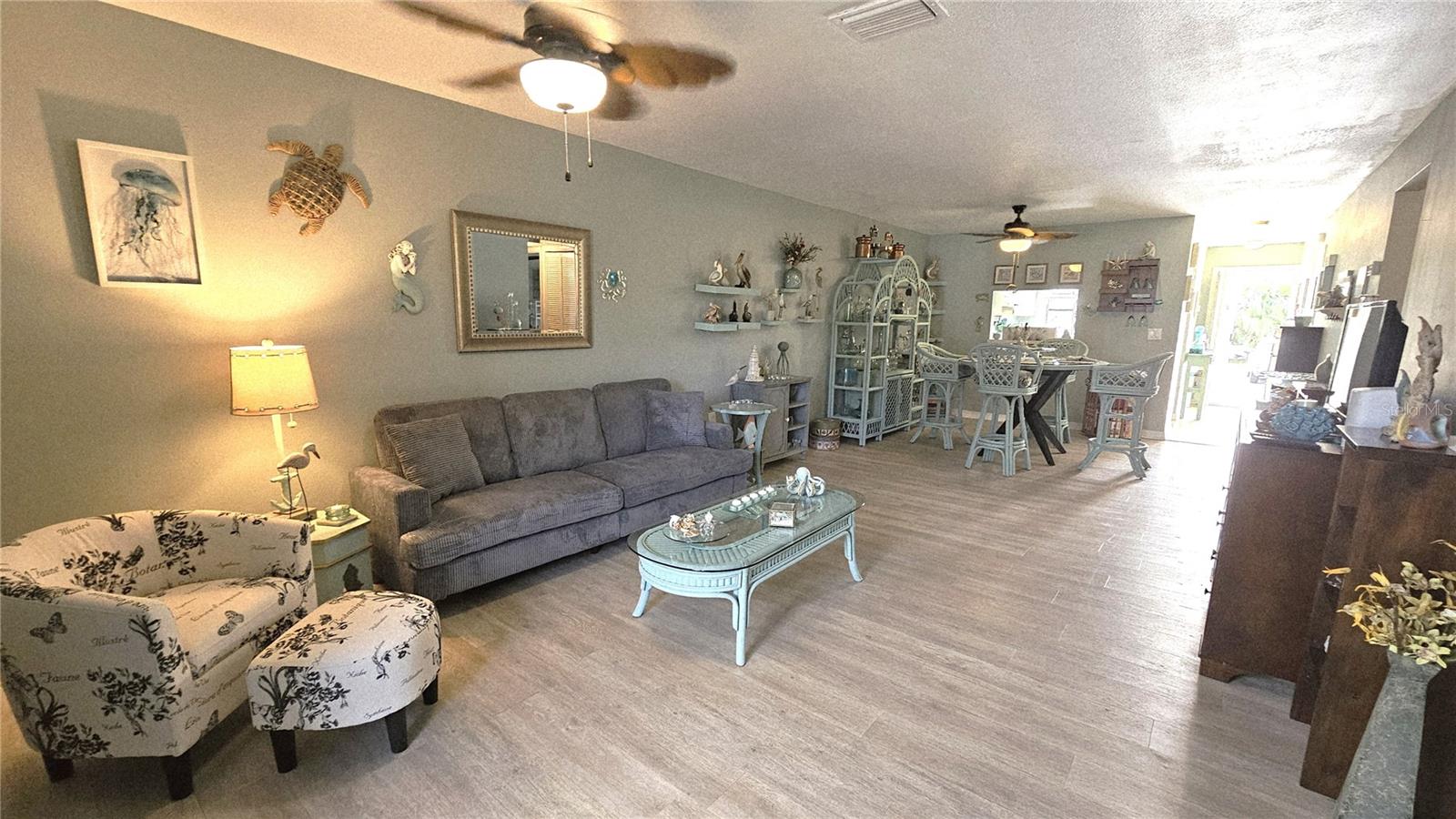 RIVERHOUSE - Residential Lease