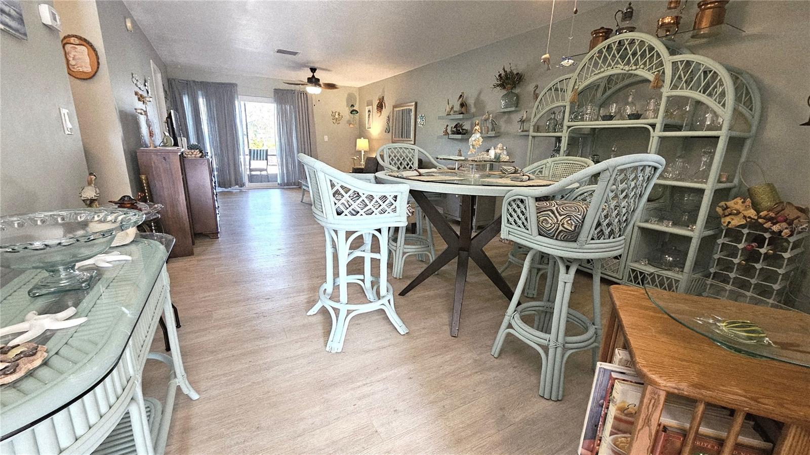 RIVERHOUSE - Residential Lease