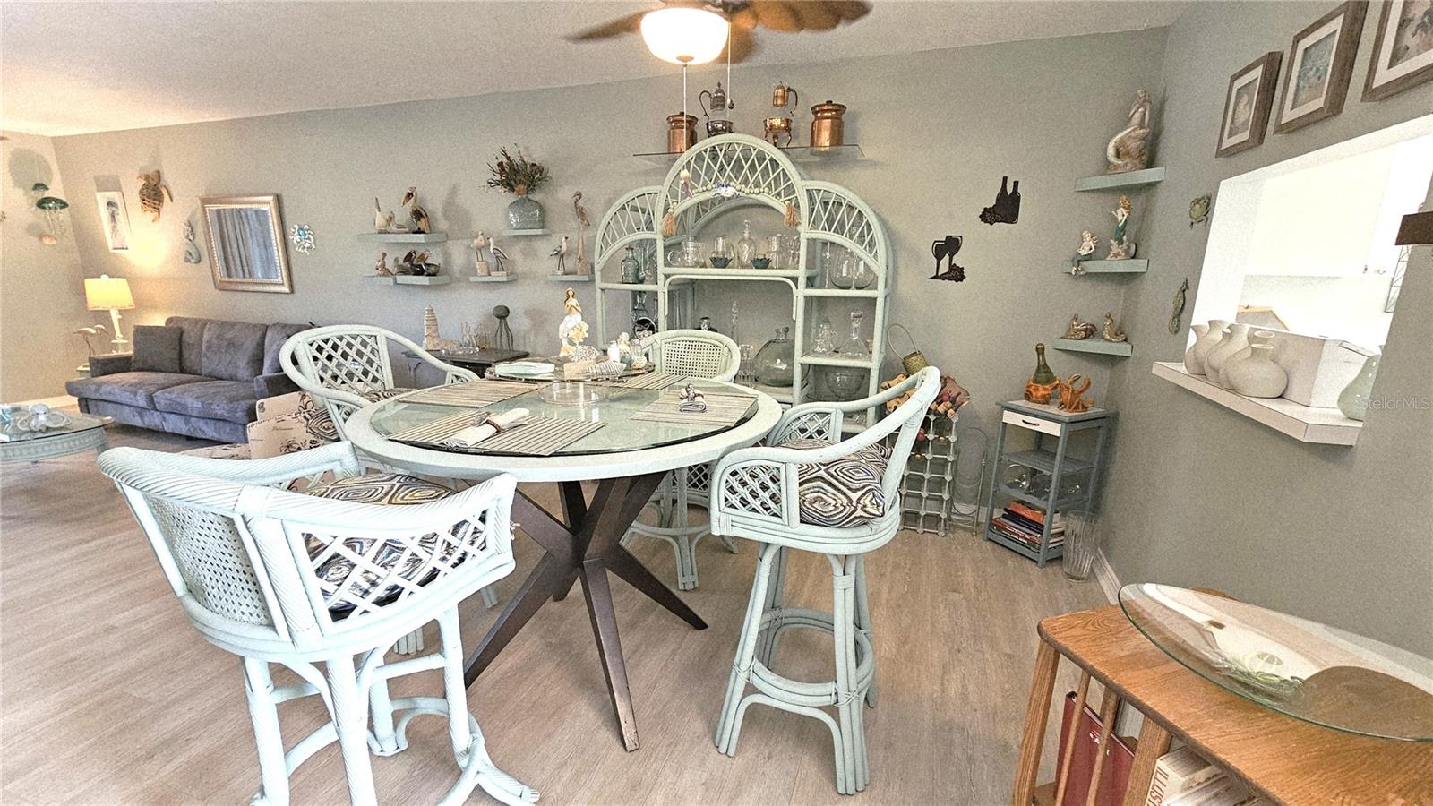 RIVERHOUSE - Residential Lease