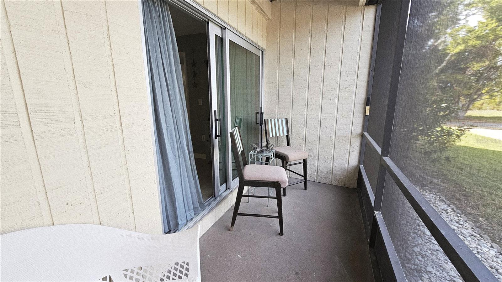 RIVERHOUSE - Residential Lease