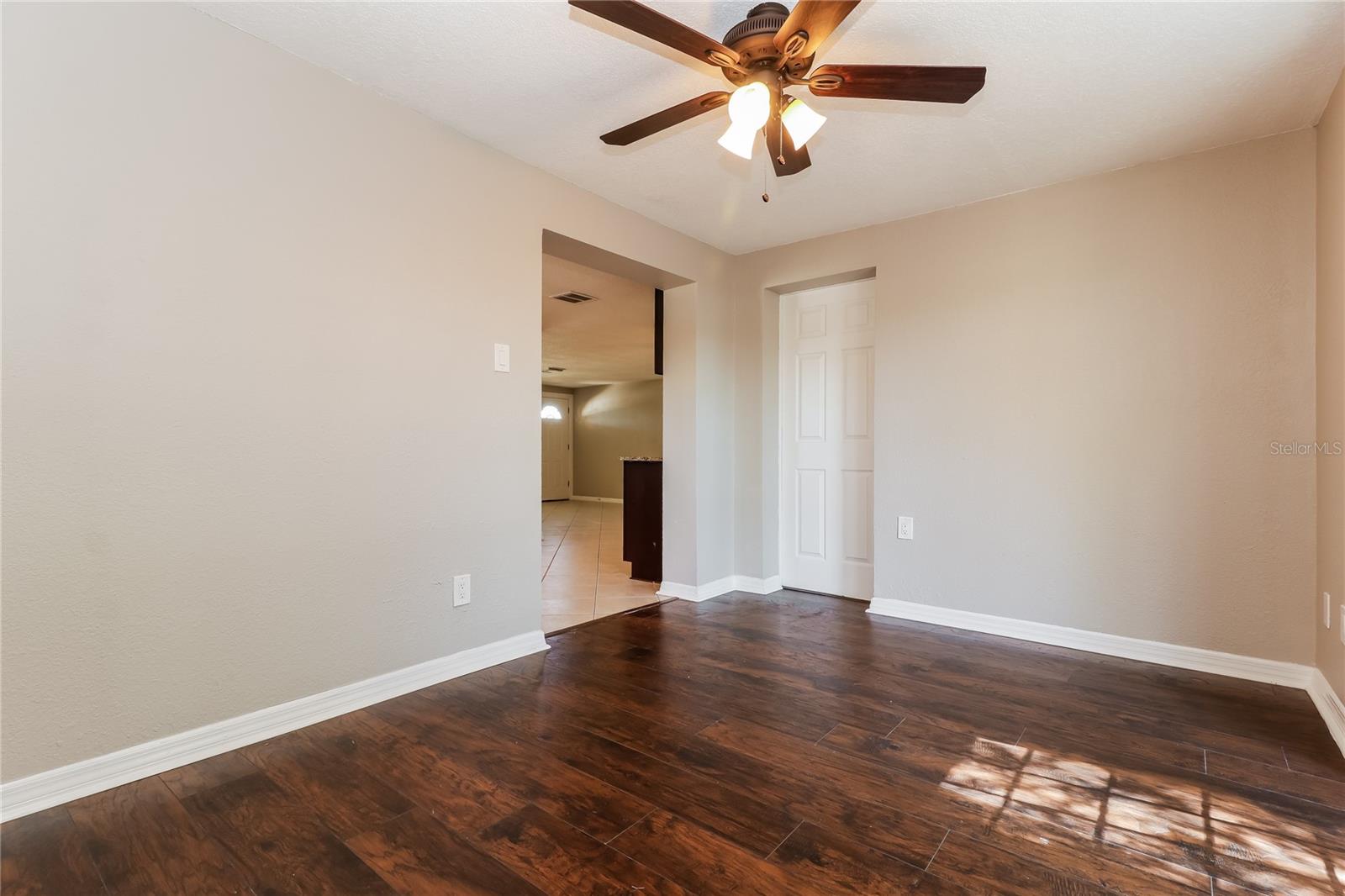 HOLIDAY LAKE ESTATES - Residential Lease