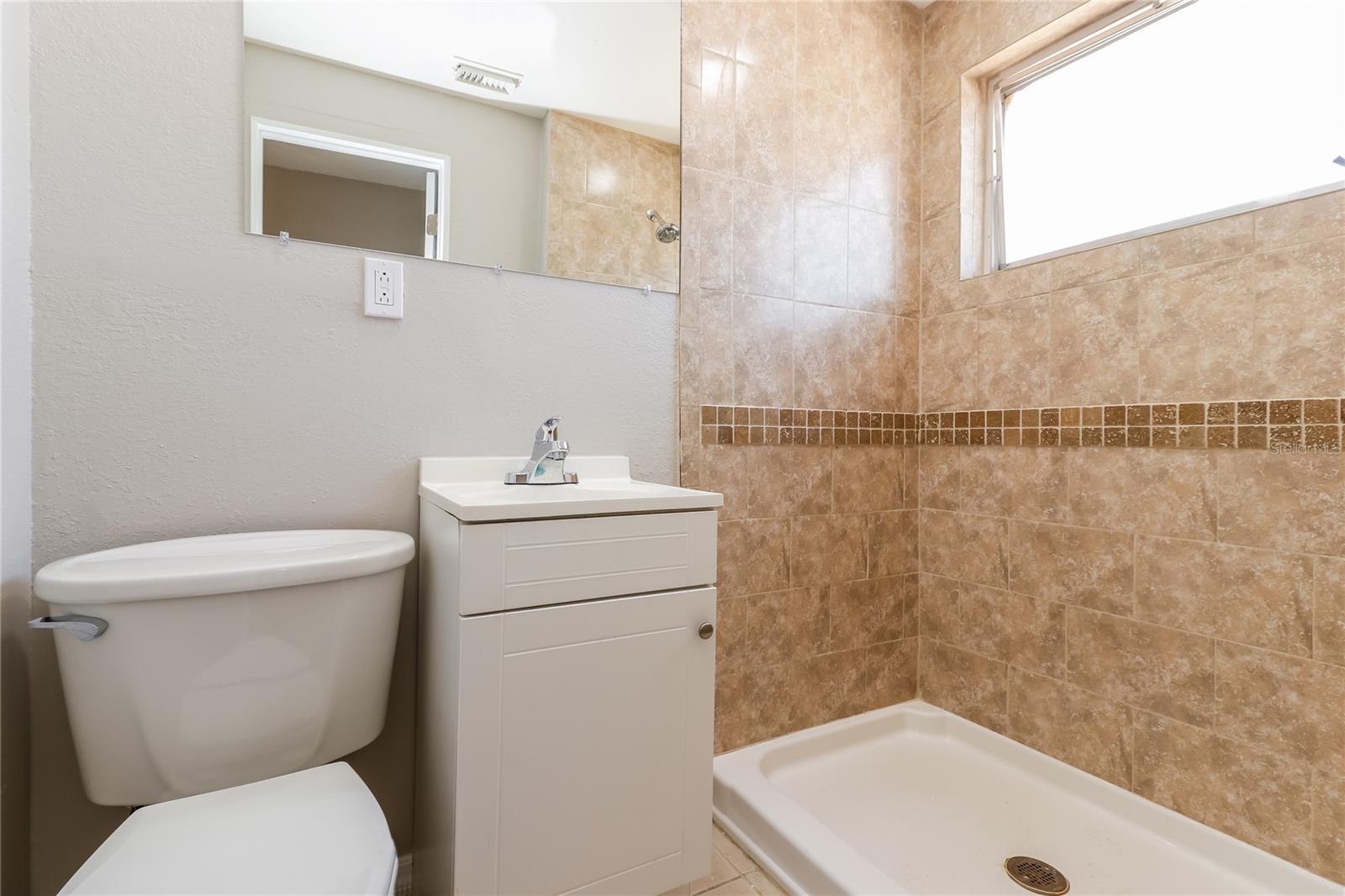 HOLIDAY LAKE ESTATES - Residential Lease