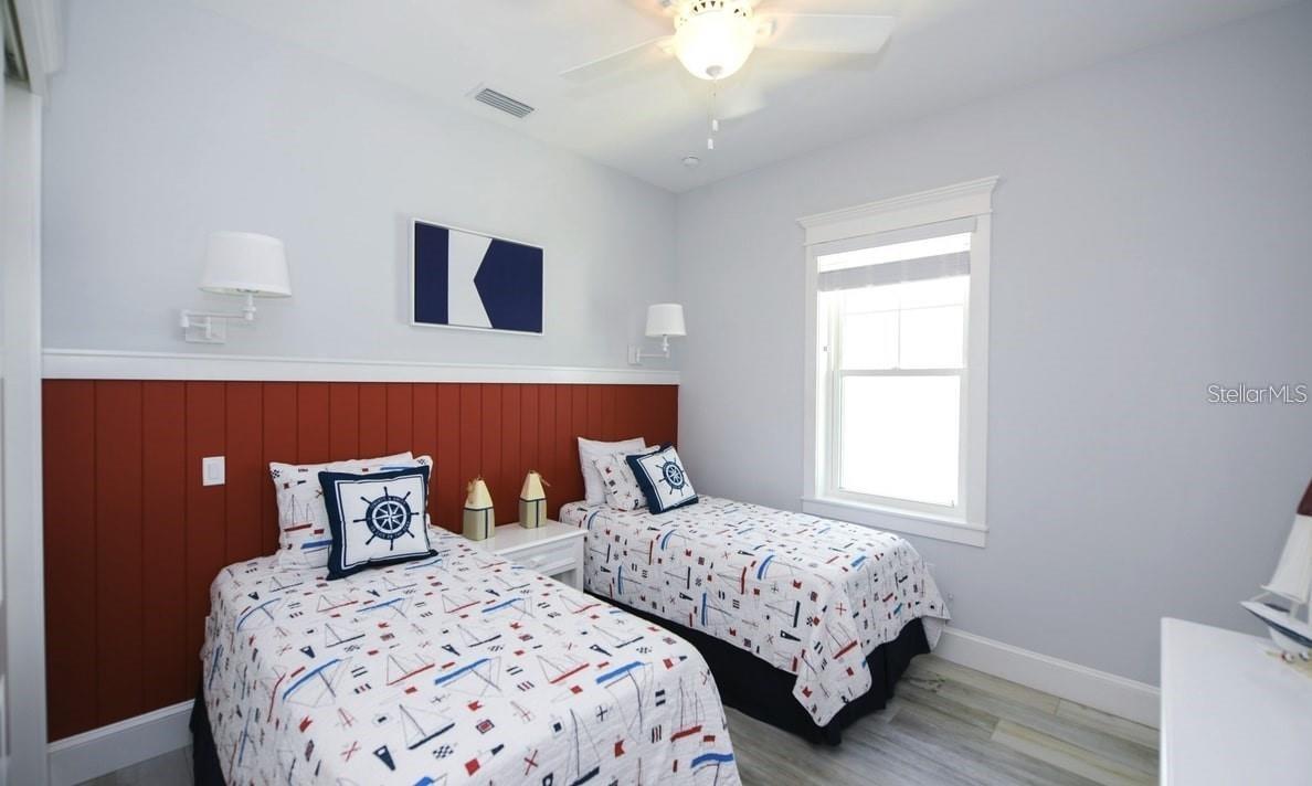 ANNA MARIA BEACH - Residential