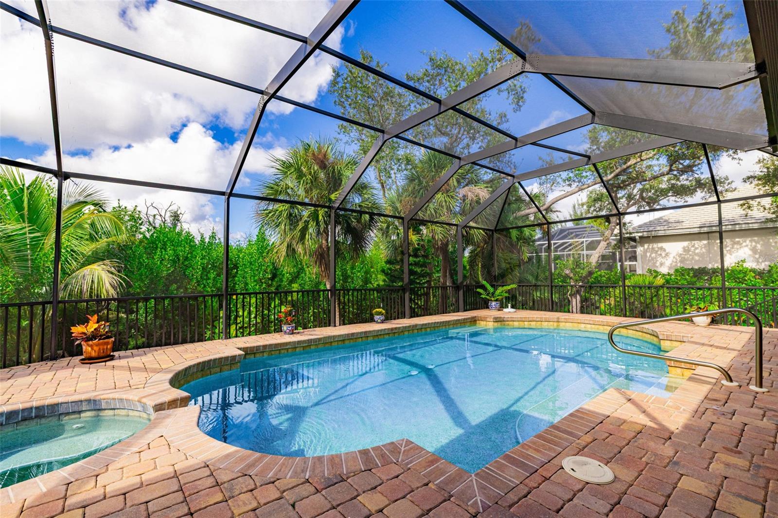 ST CHARLES HARBOUR PH-2 - Residential