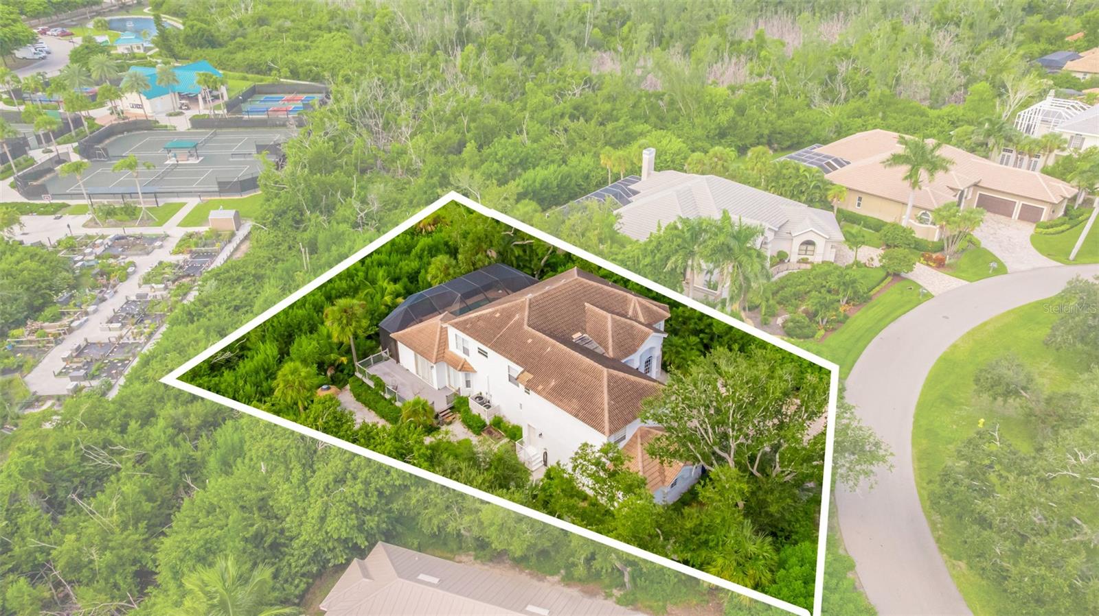 ST CHARLES HARBOUR PH-2 - Residential