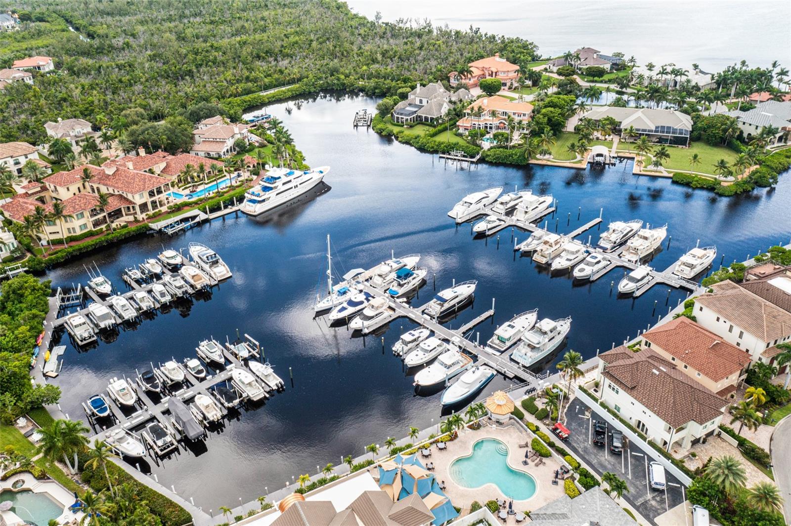 ST CHARLES HARBOUR PH-2 - Residential