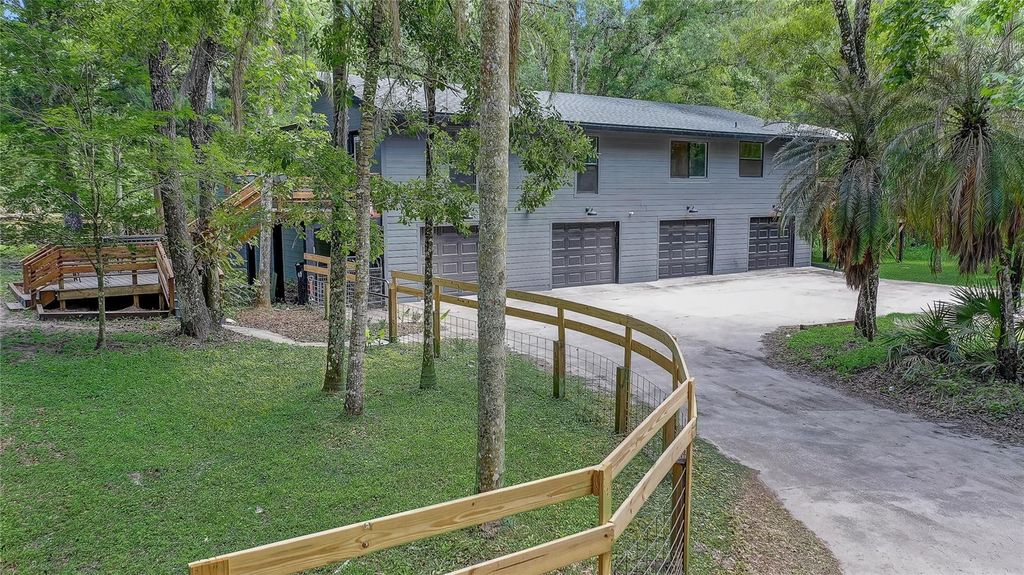 Photo of 16116 Hamilton Drive, Orlando, FL 32833 (MLS # O6402877)