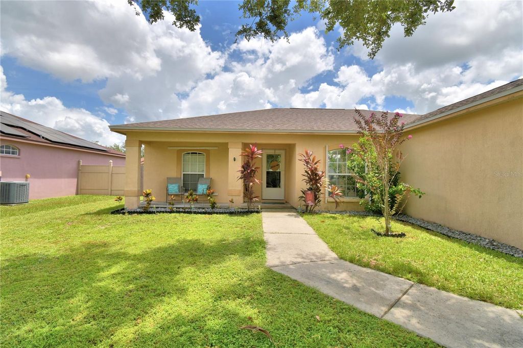 Photo of 1490 Meadows Pond Drive, Bartow, FL 33830 (MLS # P4933108)