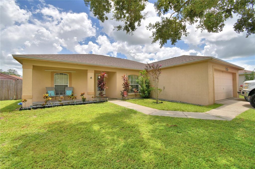 Photo of 1490 Meadows Pond Drive, Bartow, FL 33830 (MLS # P4933108)