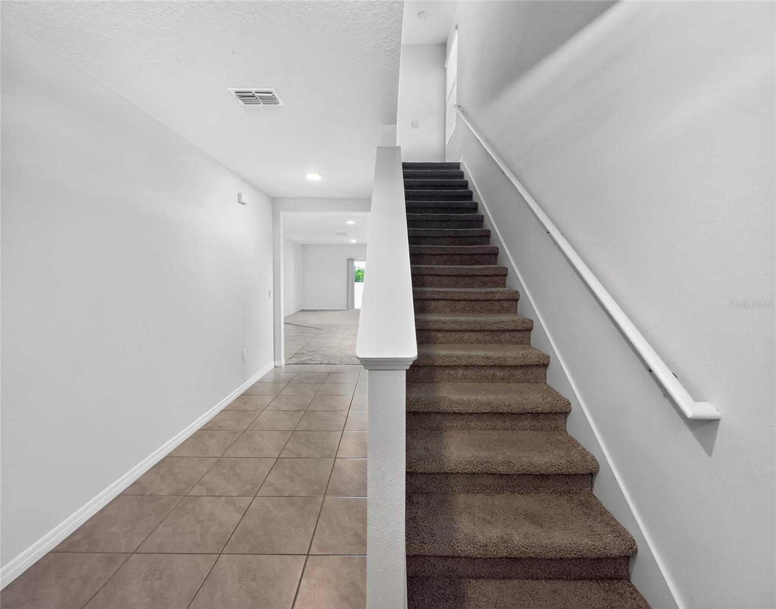 AVALON PARK TAVARES PH 1 - Residential Lease