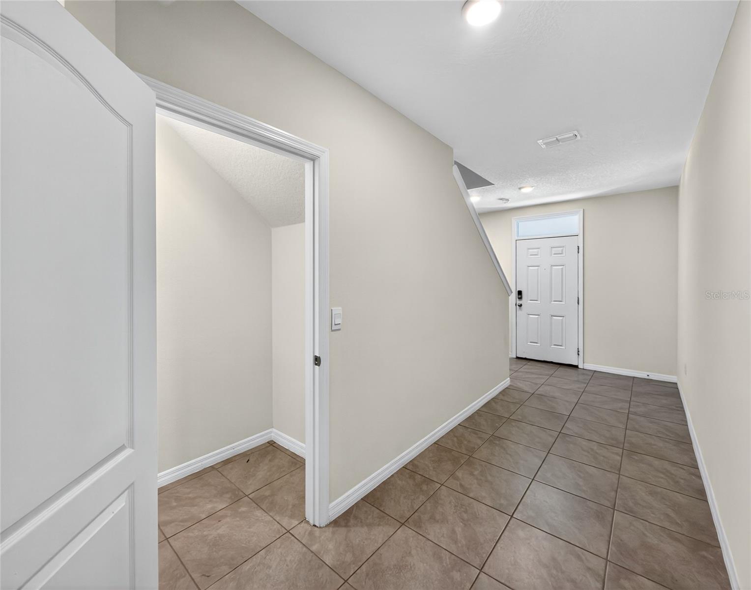 AVALON PARK TAVARES PH 1 - Residential Lease