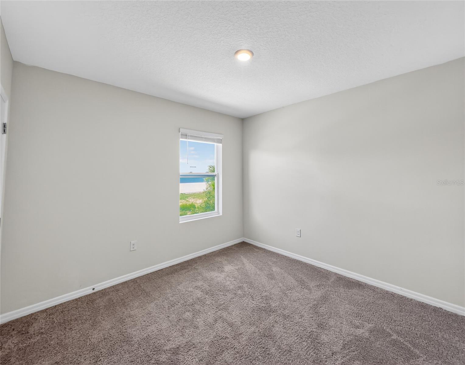 AVALON PARK TAVARES PH 1 - Residential Lease