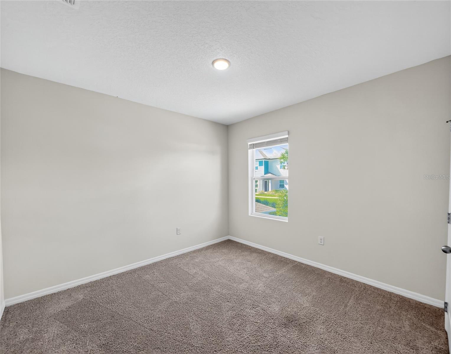 AVALON PARK TAVARES PH 1 - Residential Lease