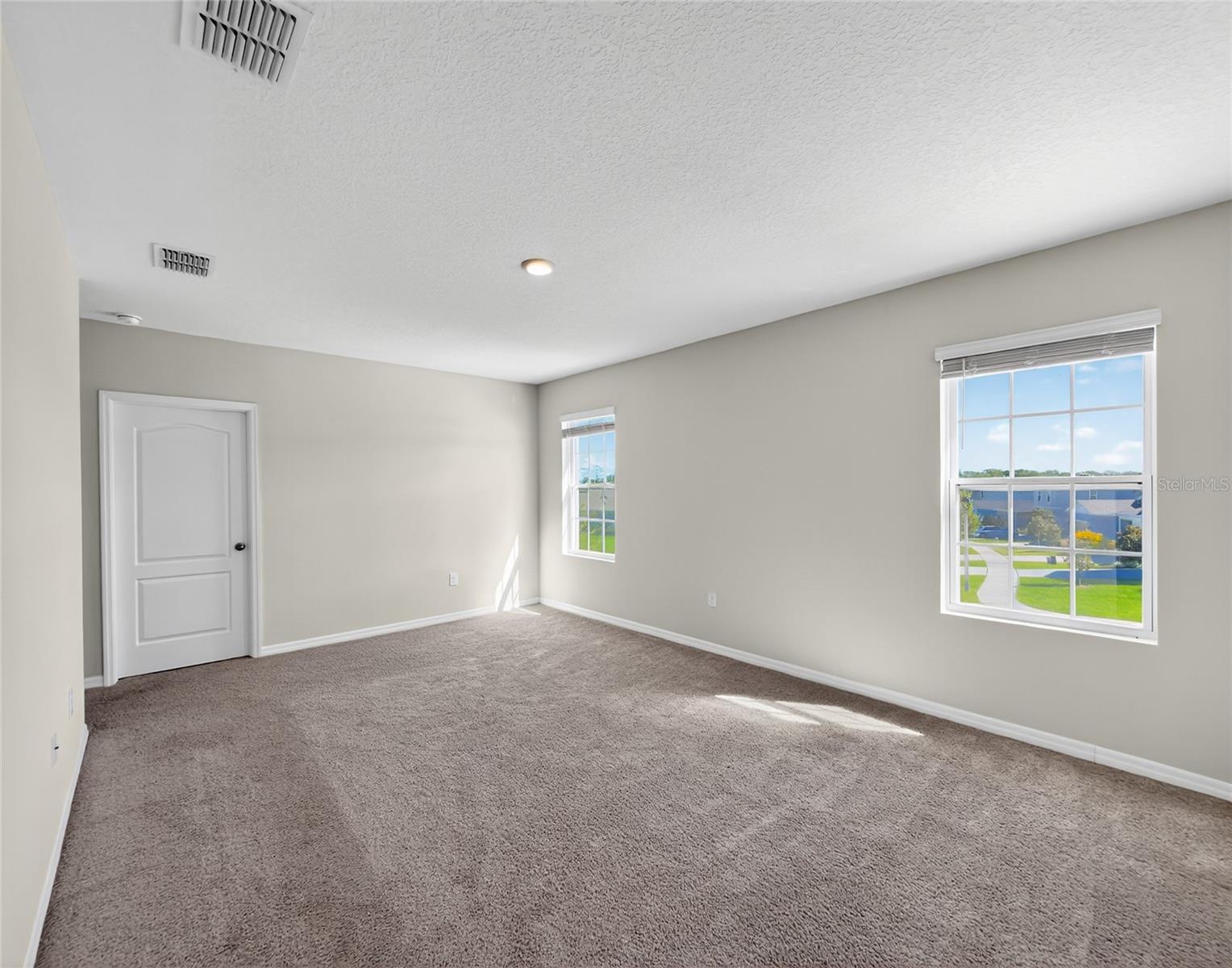 AVALON PARK TAVARES PH 1 - Residential Lease