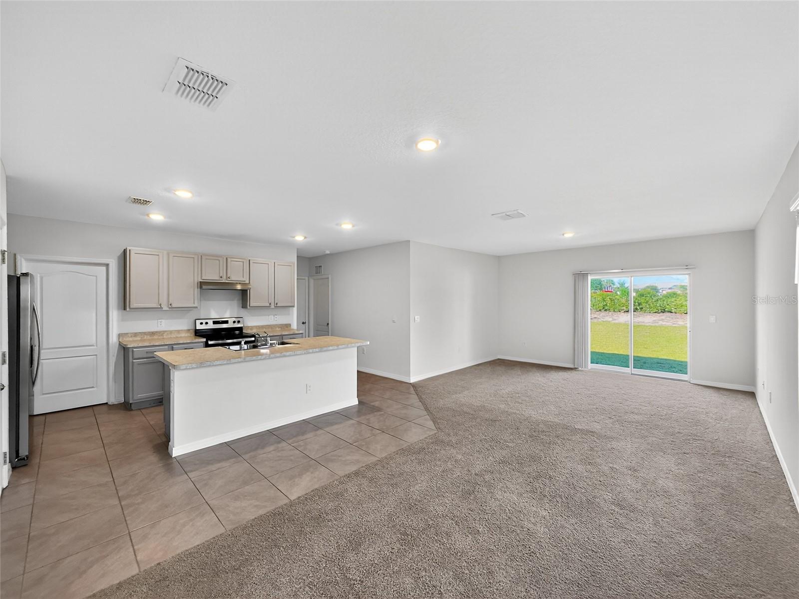 AVALON PARK TAVARES PH 1 - Residential Lease