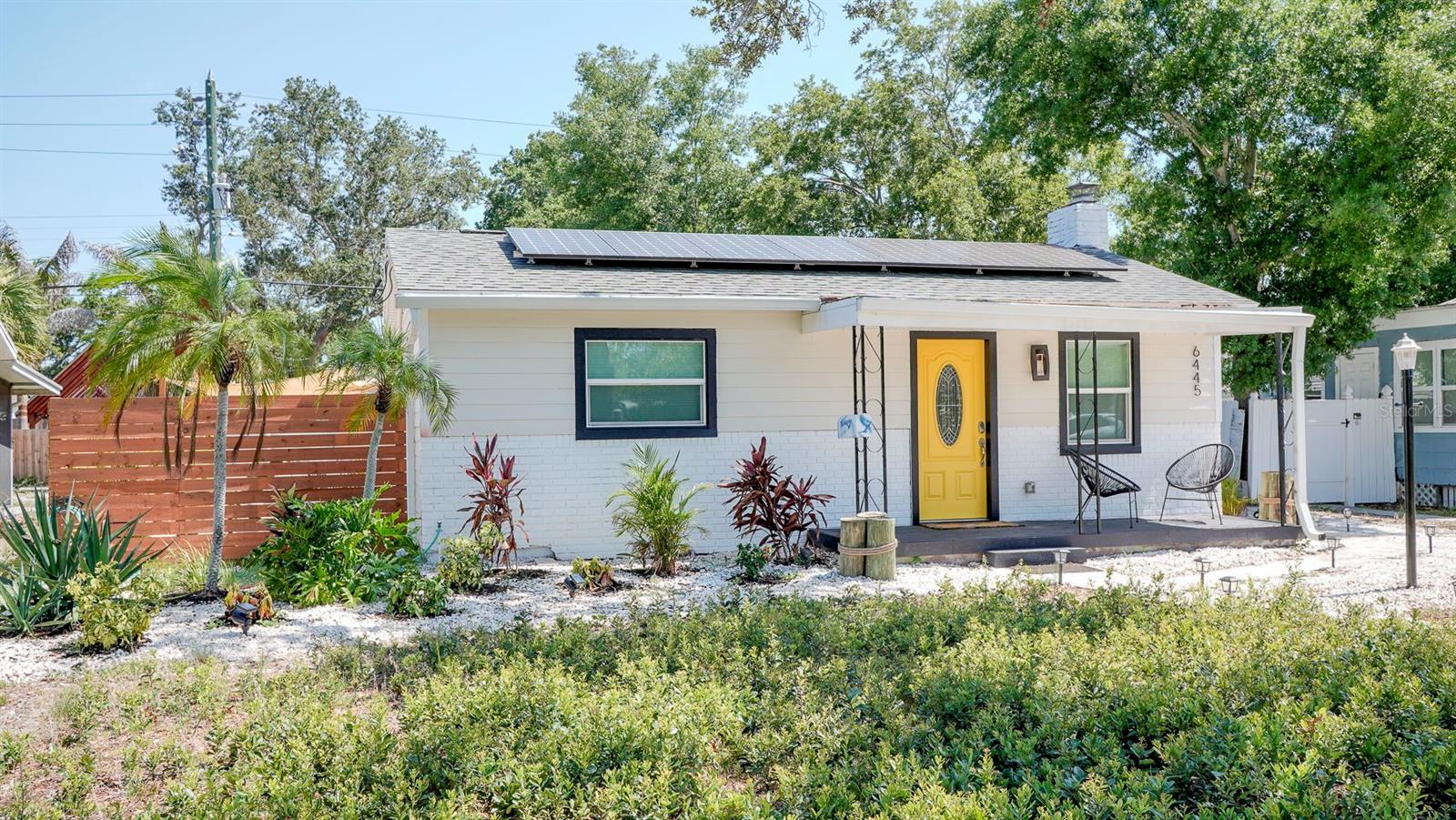 PASADENA ESTATES - Residential Lease