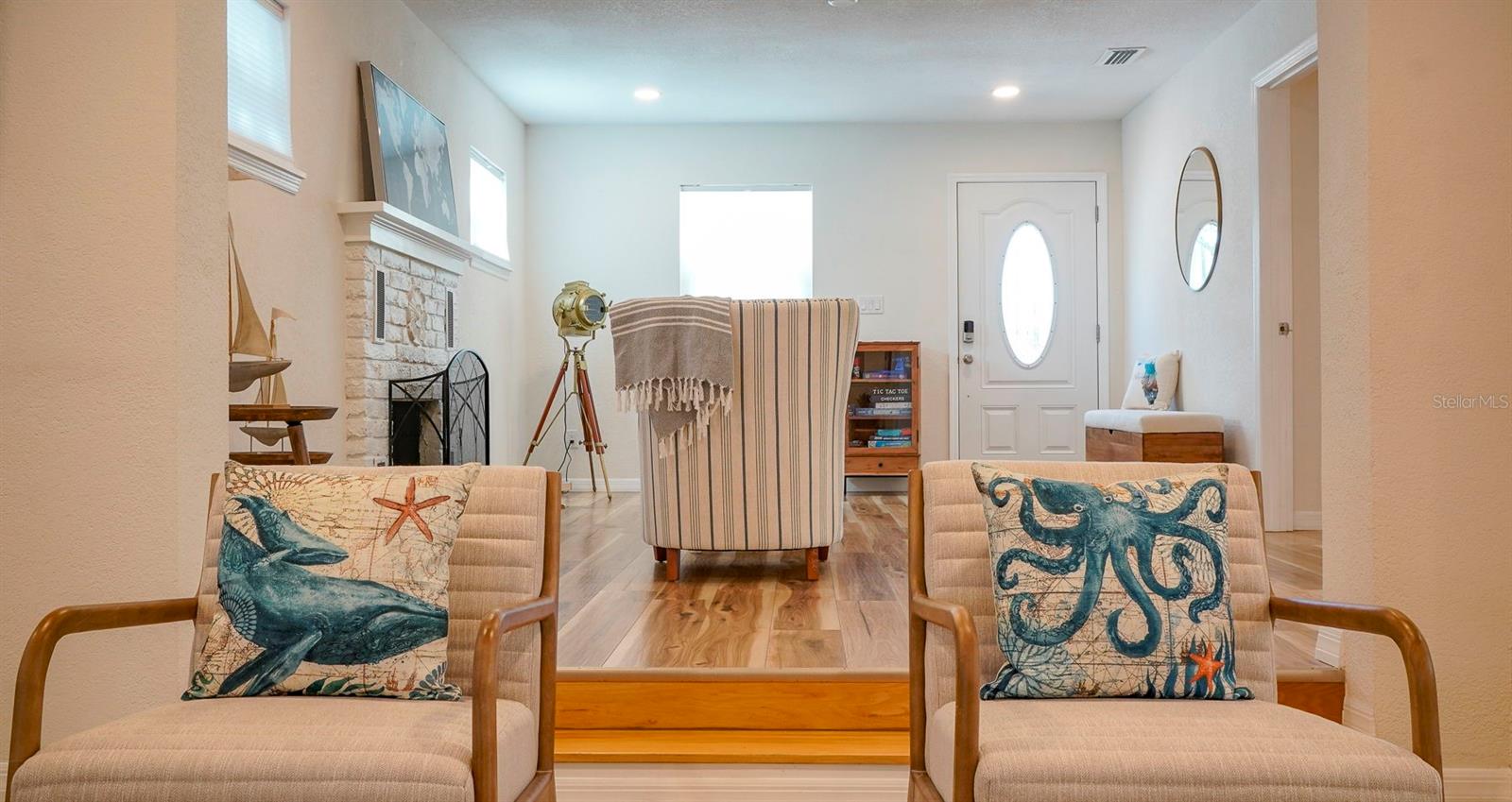 PASADENA ESTATES - Residential Lease