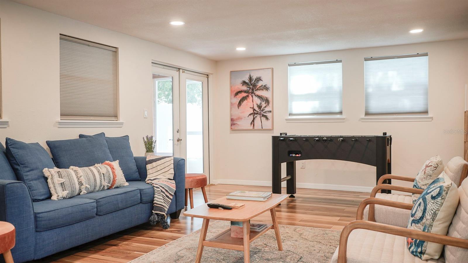 PASADENA ESTATES - Residential Lease