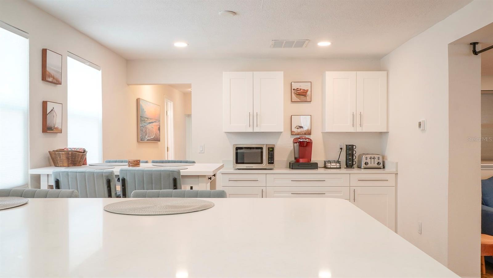 PASADENA ESTATES - Residential Lease