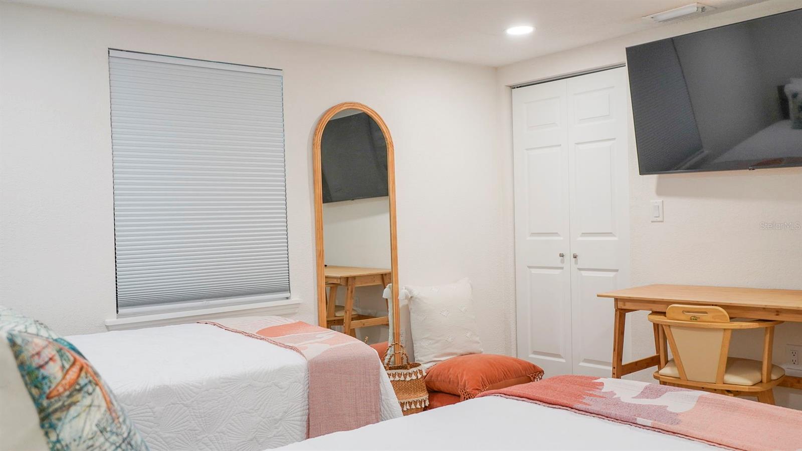 PASADENA ESTATES - Residential Lease