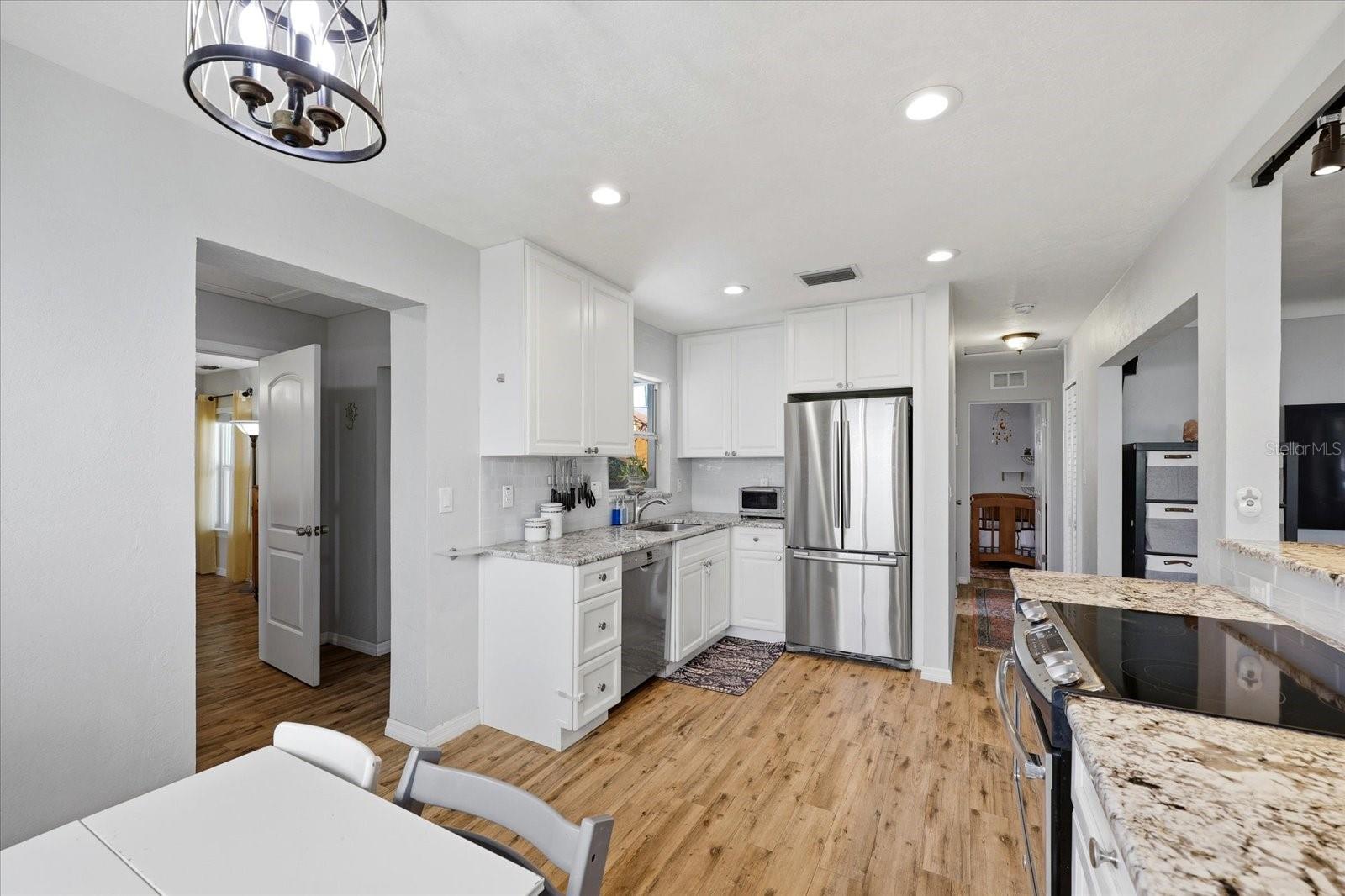 MAGNOLIA HEIGHTS - Residential