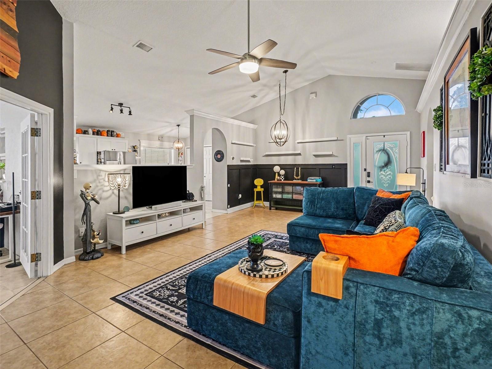 568 TALL OAKS TERRACE