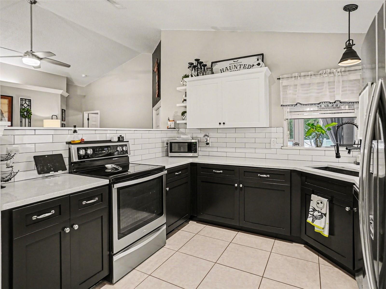 568 TALL OAKS TERRACE