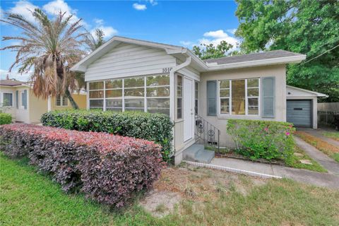 Photo of 1016 W Smith Street, Orlando, FL 32804 (MLS # O6398005)